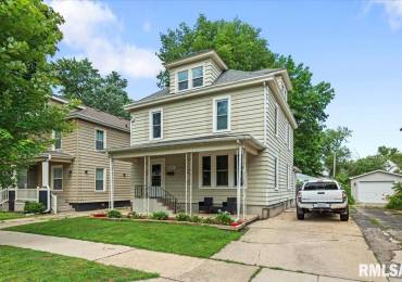 826 DOUGLAS Avenue, Springfield, Illinois, 5 Bedrooms Bedrooms, ,3 BathroomsBathrooms,Residential,For Sale,DOUGLAS,RMACA1037332