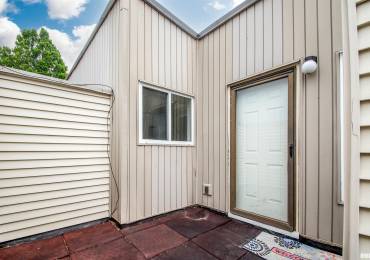 6831 FROSTWOOD Parkway, Peoria, Illinois, 1 Bedroom Bedrooms, ,1 BathroomBathrooms,Residential,For Sale,FROSTWOOD,RMAPA1258851