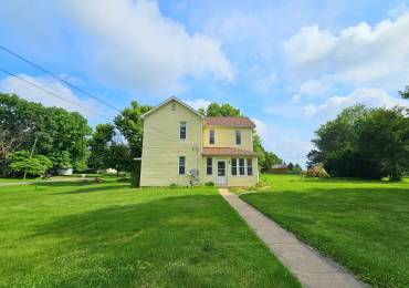115 3RD Street, Cantrall, Illinois, 4 Bedrooms Bedrooms, ,1 BathroomBathrooms,Residential,For Sale,3RD,RMACA1037211