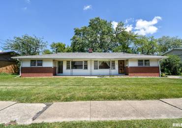 1602 HIGHWOOD Avenue, Pekin, Illinois, 4 Bedrooms Bedrooms, ,4 BathroomsBathrooms,Residential,For Sale,HIGHWOOD,RMAPA1258885