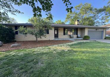 2629 Manor Hill Drive, Quincy, Illinois, 3 Bedrooms Bedrooms, ,1 BathroomBathrooms,Residential,For Sale,Manor Hill,RMACA1037370