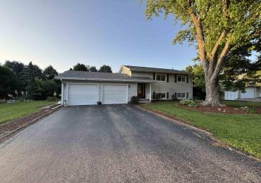 107 TROJAN Avenue, Avon, Illinois, 4 Bedrooms Bedrooms, ,2 BathroomsBathrooms,Residential,For Sale,TROJAN,RMACA1037381