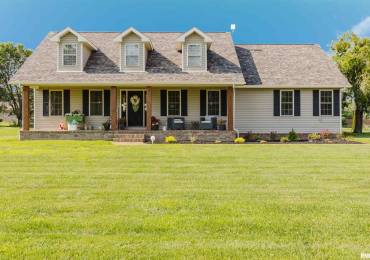 1710 Broeking Road, Marion, Illinois, 3 Bedrooms Bedrooms, ,2 BathroomsBathrooms,Residential,For Sale,Broeking,RMAQC4264151