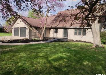 3809 FISK Road, Astoria, Illinois, 3 Bedrooms Bedrooms, ,2 BathroomsBathrooms,Residential,For Sale,FISK,RMAPA1257413