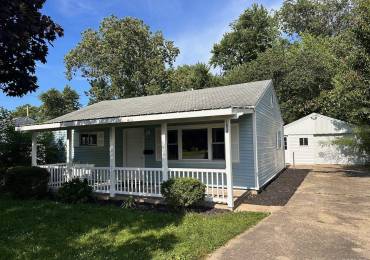 1630 DIAMOND Street, South Jacksonville, Illinois, 2 Bedrooms Bedrooms, ,1 BathroomBathrooms,Residential,For Sale,DIAMOND,RMACA1037409