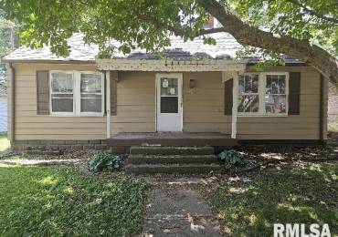 246 MYRTLE Street, Canton, Illinois, 3 Bedrooms Bedrooms, ,1 BathroomBathrooms,Residential,For Sale,MYRTLE,RMAPA1259111