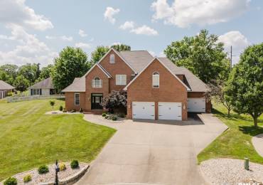 1506 Gleneagle Drive, Marion, Illinois, 5 Bedrooms Bedrooms, ,4 BathroomsBathrooms,Residential,For Sale,Gleneagle,RMAEB458672