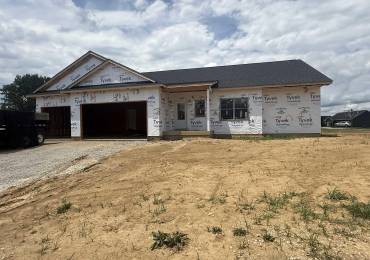 7091 SPRING CREEK Drive, Bettendorf, Iowa, 3 Bedrooms Bedrooms, ,2 BathroomsBathrooms,Residential,For Sale,SPRING CREEK,RMAQC4265033