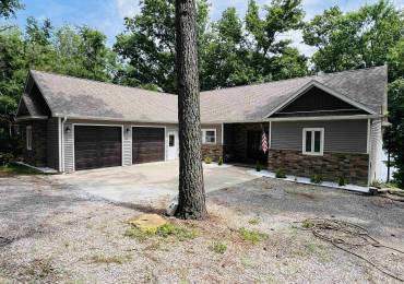 65 Stony Point, Goreville, Illinois, 3 Bedrooms Bedrooms, ,2 BathroomsBathrooms,Residential,For Sale,Stony,RMAEB458728