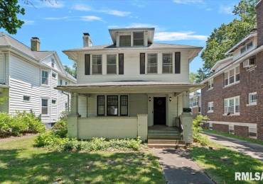 1424 Lowell Avenue, Springfield, Illinois, 3 Bedrooms Bedrooms, ,2 BathroomsBathrooms,Residential,For Sale,Lowell,RMACA1037693