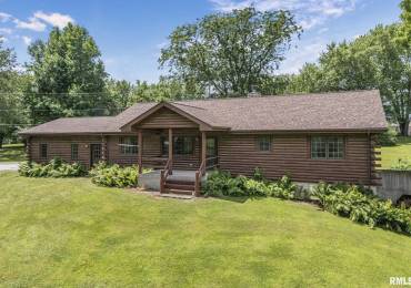 4830 WYOMING Avenue, Davenport, Iowa, 2 Bedrooms Bedrooms, ,2 BathroomsBathrooms,Residential,For Sale,WYOMING,RMAQC4265145