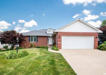 3801 GOLF CREEK Drive, Peoria, Illinois, 3 Bedrooms Bedrooms, ,3 BathroomsBathrooms,Residential,For Sale,GOLF CREEK,RMAPA1258984