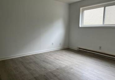3241 DOUGLAS Avenue, Springfield, Illinois, 2 Bedrooms Bedrooms, ,1 BathroomBathrooms,Residential Lease,For Rent,DOUGLAS,RMACA1037696