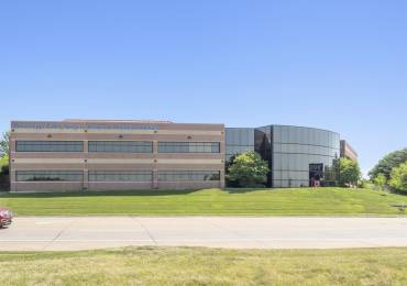 3400 DEXTER Court, Davenport, Iowa, ,Commercial Lease,For Rent,DEXTER,RMAQC4265163