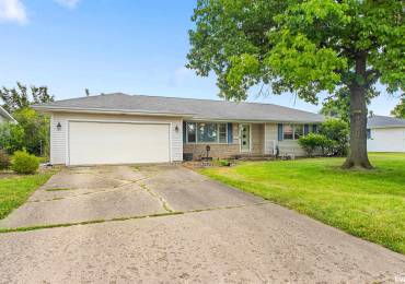 6410 GREENMONT Road, Peoria, Illinois, 4 Bedrooms Bedrooms, ,2 BathroomsBathrooms,Residential,For Sale,GREENMONT,RMAPA1259280