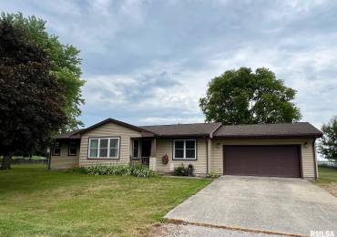17477 RIVER VIEW Road, Petersburg, Illinois, 3 Bedrooms Bedrooms, ,2 BathroomsBathrooms,Residential,For Sale,RIVER VIEW,RMACA1037713