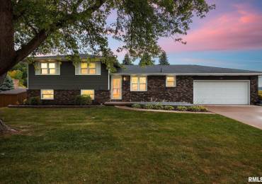 524 CRESTVIEW Drive, Metamora, Illinois, 4 Bedrooms Bedrooms, ,2 BathroomsBathrooms,Residential,For Sale,CRESTVIEW,RMAPA1259323