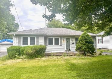 1617 CLAY Avenue, South Jacksonville, Illinois, 3 Bedrooms Bedrooms, ,1 BathroomBathrooms,Residential,For Sale,CLAY,RMACA1036787