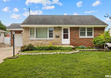 1008 STRATFORD Drive, Peoria, Illinois, 2 Bedrooms Bedrooms, ,1 BathroomBathrooms,Residential,For Sale,STRATFORD,RMAPA1259152