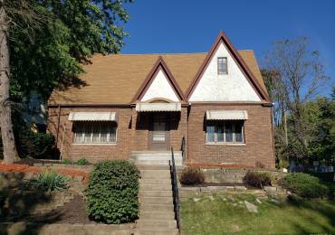 2306 NEWBERRY Street, Davenport, Iowa, 3 Bedrooms Bedrooms, ,1 BathroomBathrooms,Residential Lease,For Rent,NEWBERRY,RMAQC4264036
