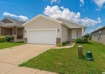 3 MEGAN Court, Bloomington, Illinois, 2 Bedrooms Bedrooms, ,2 BathroomsBathrooms,Residential,For Sale,MEGAN,RMACA1037735