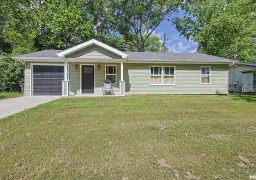 302 GRAY Drive, Carbondale, Illinois, 3 Bedrooms Bedrooms, ,2 BathroomsBathrooms,Residential,For Sale,GRAY,RMAEB458772