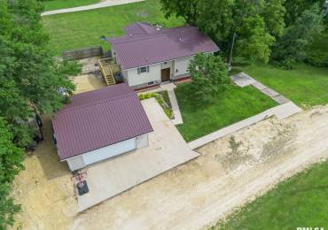 335 Sand Alley, Toronto, Iowa, 3 Bedrooms Bedrooms, ,2 BathroomsBathrooms,Residential,For Sale,Sand,RMAQC4265252