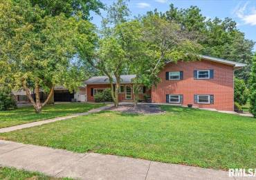 2929 Cider Mill Lane, Springfield, Illinois, 5 Bedrooms Bedrooms, ,3 BathroomsBathrooms,Residential,For Sale,Cider Mill,RMACA1037553