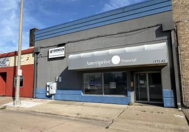 1711 5TH Avenue, Moline, Illinois, ,Commercial Lease,For Rent,5TH,RMAQC4265267