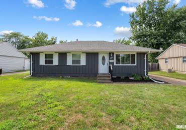 2506 HOLLY Drive, Bettendorf, Iowa, 3 Bedrooms Bedrooms, ,1 BathroomBathrooms,Residential,For Sale,HOLLY,RMAQC4265261