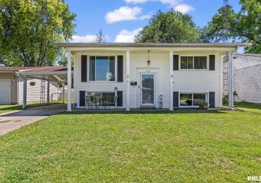 2208 BLACK Avenue, Springfield, Illinois, 4 Bedrooms Bedrooms, ,1 BathroomBathrooms,Residential,For Sale,BLACK,RMACA1037753