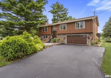 25622 1ST Avenue North, Hillsdale, Illinois, 3 Bedrooms Bedrooms, ,2 BathroomsBathrooms,Residential,For Sale,1ST,RMAQC4265282