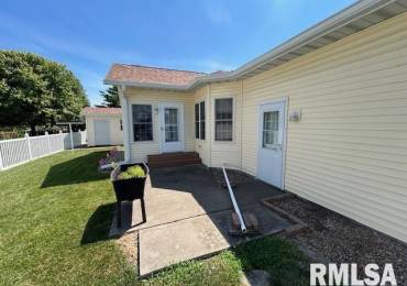 4424 Venetian Drive, Springfield, Illinois, 3 Bedrooms Bedrooms, ,2 BathroomsBathrooms,Residential,For Sale,Venetian,RMACA1037765