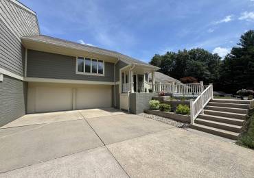 6 OTTAWA Trail, Galesburg, Illinois, 3 Bedrooms Bedrooms, ,3 BathroomsBathrooms,Residential,For Sale,OTTAWA,RMACA1037771