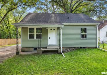 117 HAZEL Court, Creve Coeur, Illinois, 3 Bedrooms Bedrooms, ,1 BathroomBathrooms,Residential,For Sale,HAZEL,RMAPA1259362