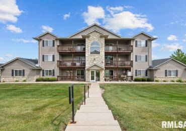 3209 16TH Avenue, Eldridge, Iowa, 2 Bedrooms Bedrooms, ,2 BathroomsBathrooms,Residential,For Sale,16TH,RMAQC4265304