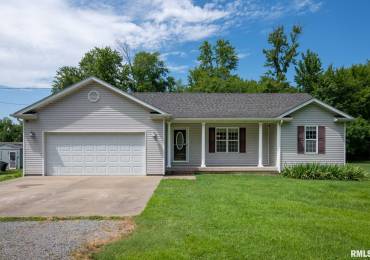 1807 CHERRY Street, Herrin, Illinois, 3 Bedrooms Bedrooms, ,2 BathroomsBathrooms,Residential,For Sale,CHERRY,RMAEB458803