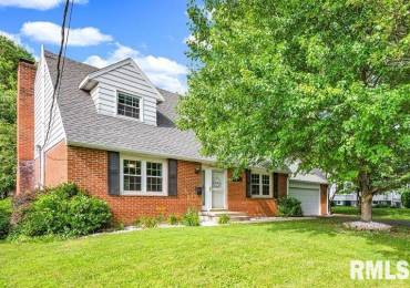 959 WASHINGTON Avenue, Galesburg, Illinois, 3 Bedrooms Bedrooms, ,2 BathroomsBathrooms,Residential,For Sale,WASHINGTON,RMAPA1259378