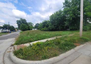300 4TH Street, Mt Vernon, Illinois, ,Land,For Sale,4TH,RMAEB458801