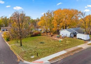 301 PARKWAY Lane, Pekin, Illinois, ,Land,For Sale,PARKWAY,RMAPA1262705