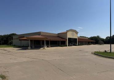 131 SOANGETAHA Road, Galesburg, Illinois, ,Commercial Sale,For Sale,SOANGETAHA,RMACA1040988